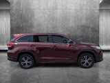 Used 2018 Toyota Highlander LE image 4