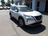 Used 2023 Nissan Rogue SV image 2