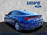 Used 2021 Hyundai Elantra SE image 4
