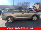 Used 2019 Kia Sorento LX image 2