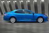 Used 2020 Toyota Camry LE image 3