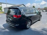 Certified 2019 Chrysler Pacifica Touring-L Plus image 5