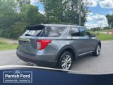 Used 2022 Ford Explorer XLT w/ Equipment Group 202A image 3