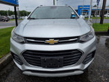 Used 2018 Chevrolet Trax LT w/ LT Convenience Package image 2