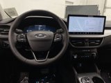 Used 2023 Ford Escape Platinum w/ Premium Technology Package image 5