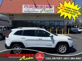 Used 2015 Jeep Cherokee Latitude w/ Cold Weather Group image 2