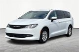 Used 2023 Chrysler Voyager LX image 2