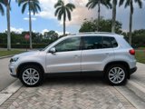 Used 2014 Volkswagen Tiguan S image 4