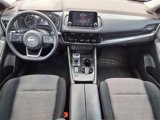 Used 2021 Nissan Rogue SV image 3