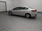 Used 2017 Kia Forte LX image 3