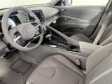 New 2025 Hyundai Elantra SE image 4