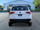 Used 2024 Volkswagen Tiguan SE image 3