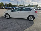 Used 2017 Kia Forte LX image 5