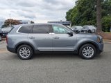 Used 2022 Kia Telluride LX image 3