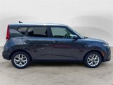 Used 2021 Kia Soul S image 2