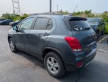 Used 2022 Chevrolet Trax LT w/ LT Convenience Package image 6