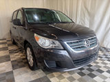 Used 2012 Volkswagen Routan SEL image 3