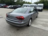 Used 2018 Volkswagen Passat 2.0T SE image 4