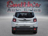 Used 2018 Jeep Renegade Latitude w/ Cold Weather Group image 5
