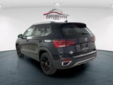 Used 2023 Volkswagen Taos SE w/ Black Wheel Package image 5