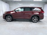 Used 2019 Toyota Highlander LE image 2
