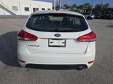Used 2017 Kia Forte LX image 4