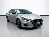 Used 2021 Nissan Altima 2.5 SR w/ SR Premium Package image 3