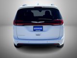 Used 2021 Chrysler Pacifica Touring-L image 6