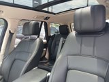 Used 2020 Land Rover Range Rover HSE image 3