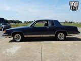 Used 1987 Oldsmobile Cutlass Supreme Salon image 4