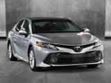 Used 2018 Toyota Camry LE image 3