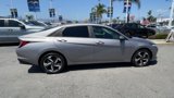 Used 2023 Hyundai Elantra SEL w/ Convenience Package image 2