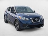 Used 2019 Nissan Kicks SV image 3