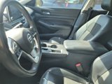 Used 2021 Nissan Altima 2.5 SR w/ SR Premium Package image 5