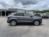 Used 2022 Ford Edge Titanium image 3