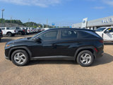 Used 2024 Hyundai Tucson SE image 2