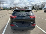 Used 2015 Jeep Cherokee Latitude w/ Cold Weather Group image 6