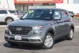 Used 2024 Hyundai Venue SE image 2