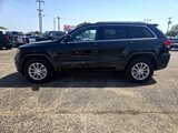 Used 2021 Jeep Grand Cherokee Laredo image 4