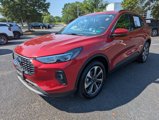 Used 2024 Ford Escape Platinum w/ Premium Technology Package image 4