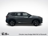 Used 2022 Nissan Rogue SL image 2