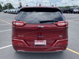 Used 2017 Jeep Cherokee Overland w/ Technology Group image 4