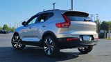 Certified 2025 Volvo XC40 B5 Plus image 4