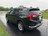 Used 2024 GMC Terrain SLT image 5
