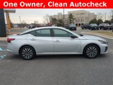Used 2024 Nissan Altima 2.5 SV image 3