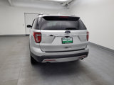 Used 2017 Ford Explorer XLT image 6