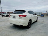 Used 2018 Maserati Levante GranLusso image 6