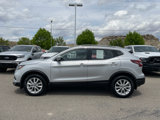 Used 2021 Nissan Rogue Sport SV image 2