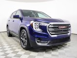 Used 2022 GMC Terrain SLT w/ Tech Package image 2