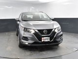 Used 2022 Nissan Rogue Sport SV image 2